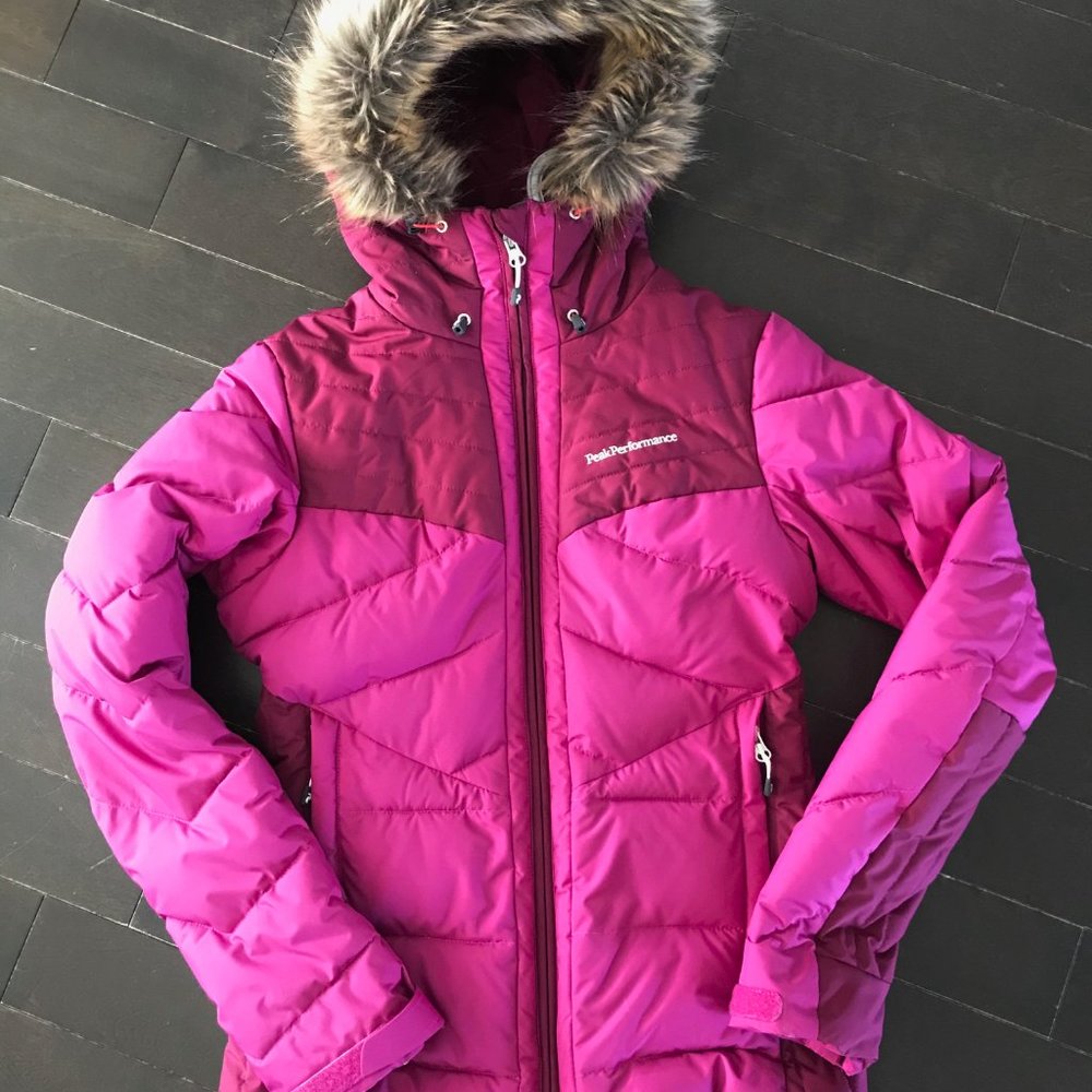 Winter Jacket Women - Peak Performance - Small